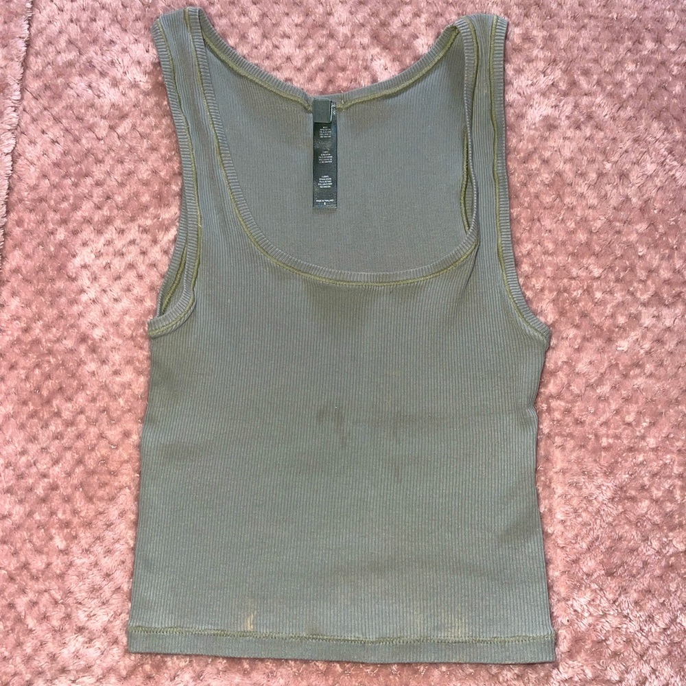 SKIMS KYANITE TANK AND LEGGINGS SIZE S